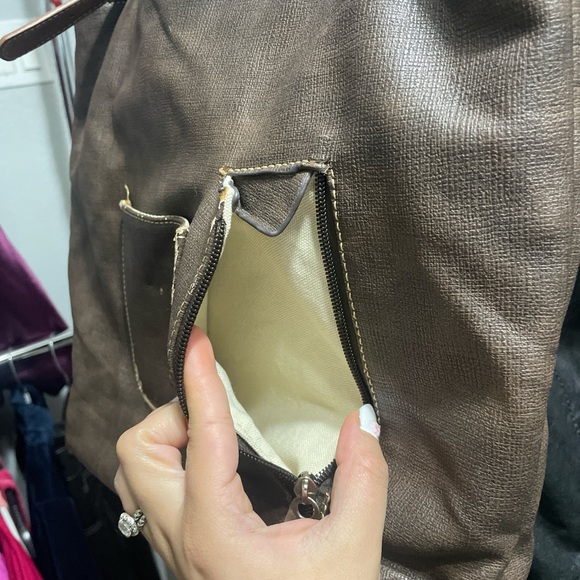 Montana West Shoulder Bag - Picture 4 of 5